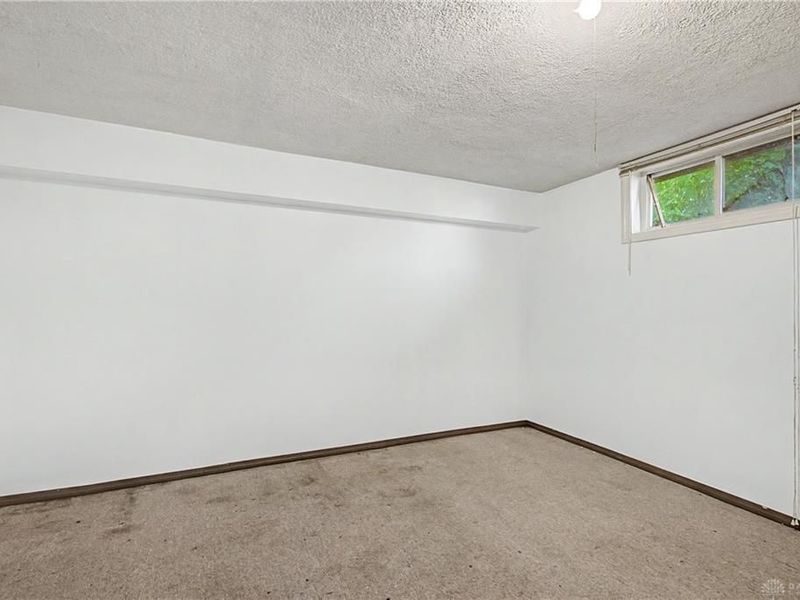 612 W Madison Street, New Carlisle, OH 45344 Photo 44