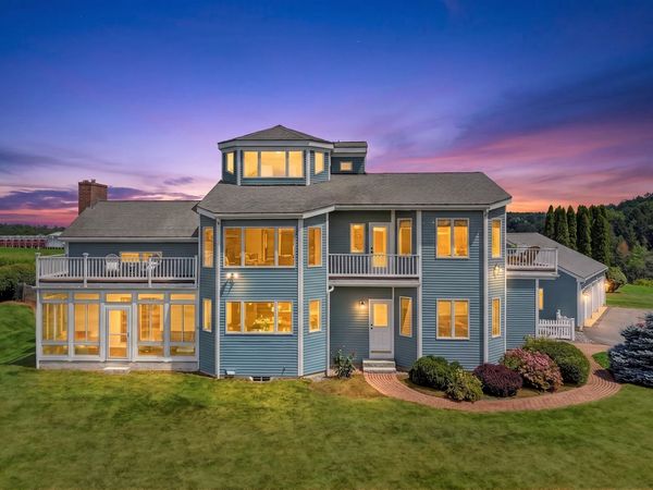 236 Old Ayer Rd, Groton, MA 01450
