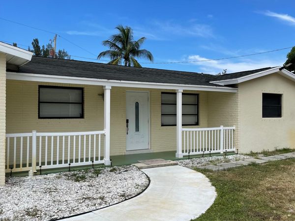 528 N Margaret Court, West Palm Beach, FL 33413