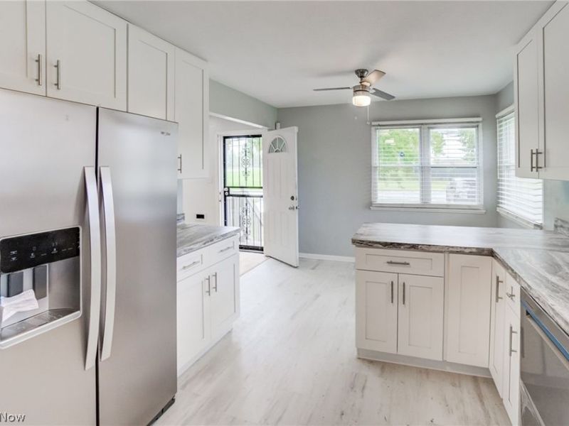16110 Seville Road, Cleveland, OH 44128 Photo 15