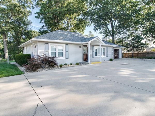 290 N 30th Street, Springfield, MI 49037