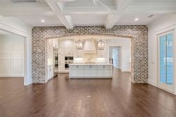 117 Leaning Oak Lane photo 4