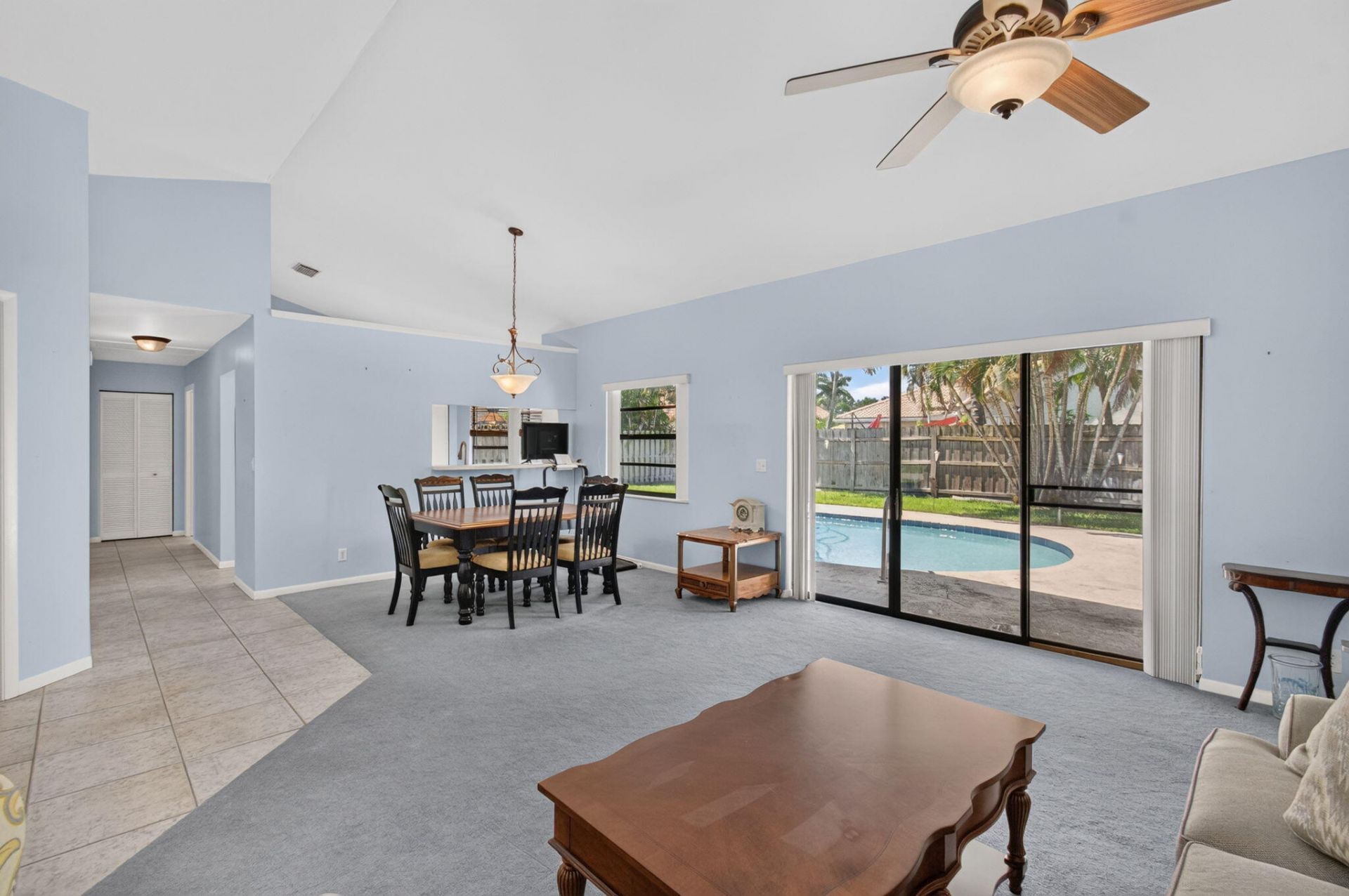 39 Cedar Circle, Boynton Beach, FL 33436 Photo