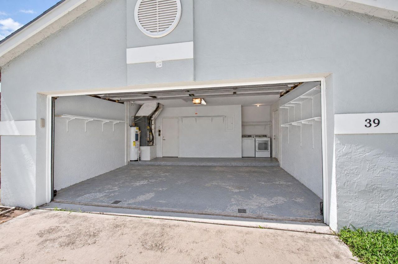 39 Cedar Circle, Boynton Beach, FL 33436 Photo