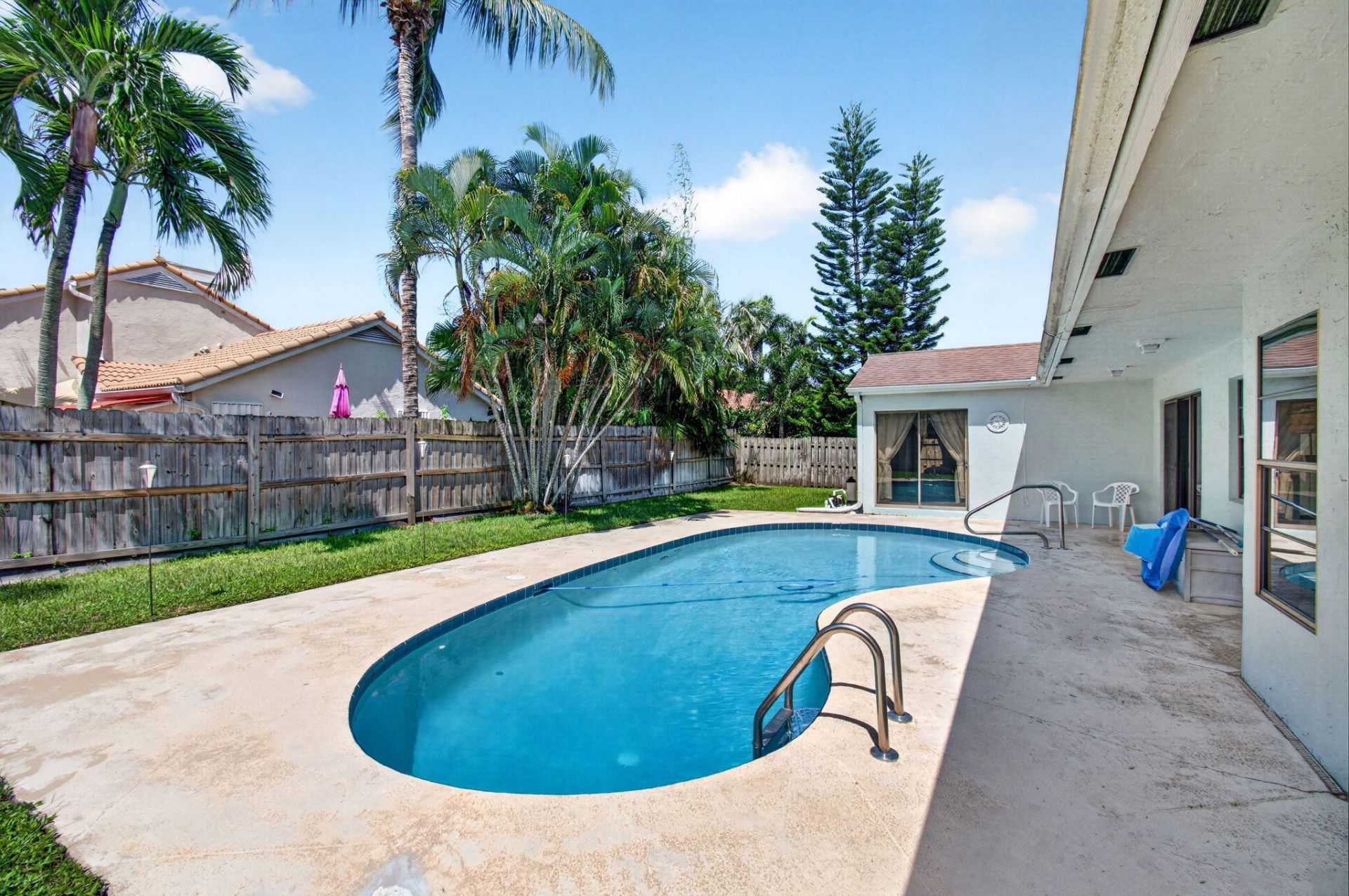 39 Cedar Circle, Boynton Beach, FL 33436 Photo