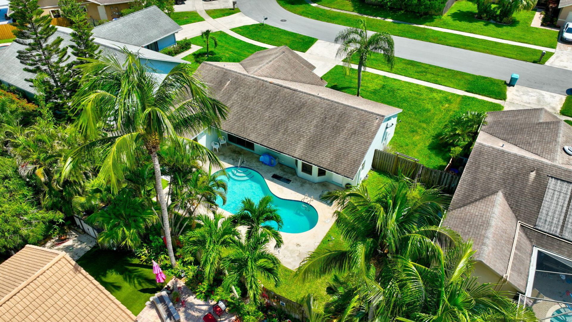 39 Cedar Circle, Boynton Beach, FL 33436 Photo