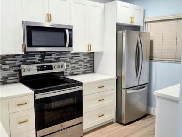 3605 S Ocean Blvd, Unit 210, South Palm Beach, FL 33480