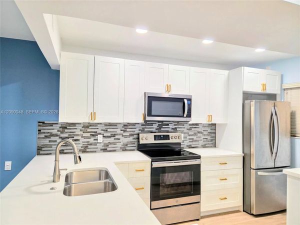 3605 S Ocean Blvd, Unit 210, South Palm Beach, FL 33480