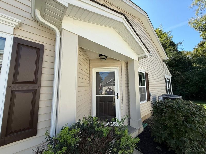 3288 Thoroughbred Drive, Goshen Township, OH 45140 Photo 4