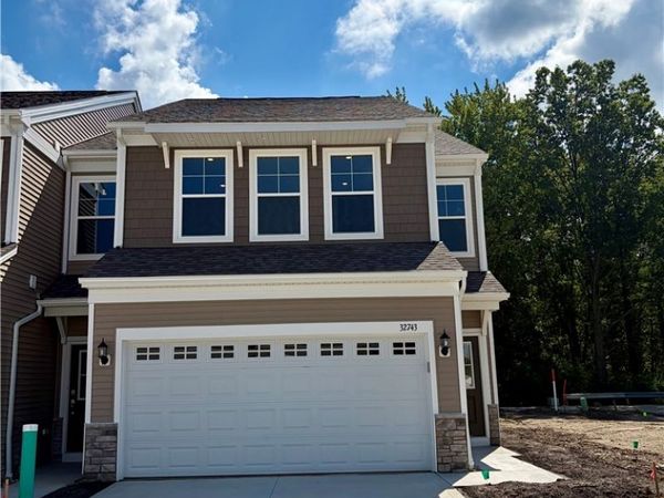 32743 Sandridge Run , Avon Lake, OH 44012