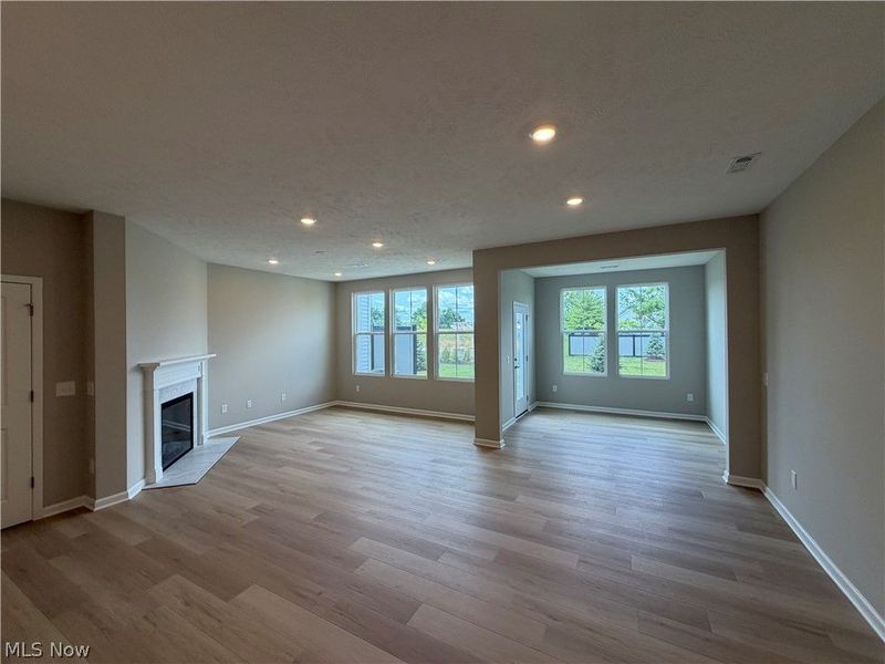 32743 Sandridge Run, Avon Lake, OH 44012 Photo 2