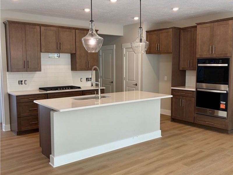 32743 Sandridge Run, Avon Lake, OH 44012 Photo 4