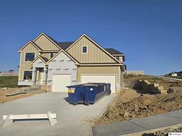 10901 N 162 Street, Bennington, NE 68007