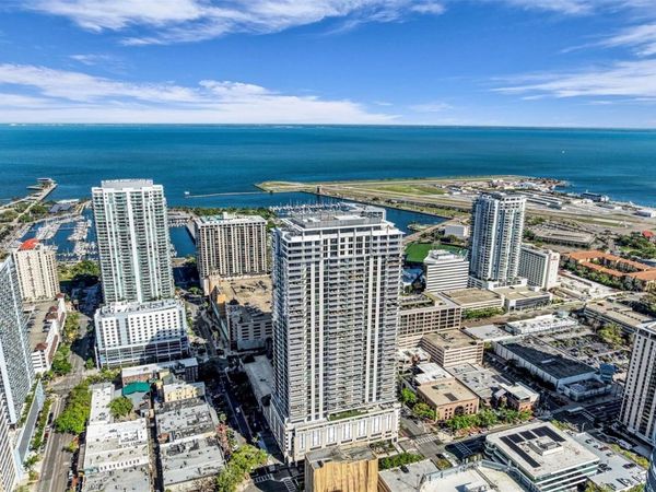275 1ST AVENUE S, Unit 2204, ST PETERSBURG, FL 33701