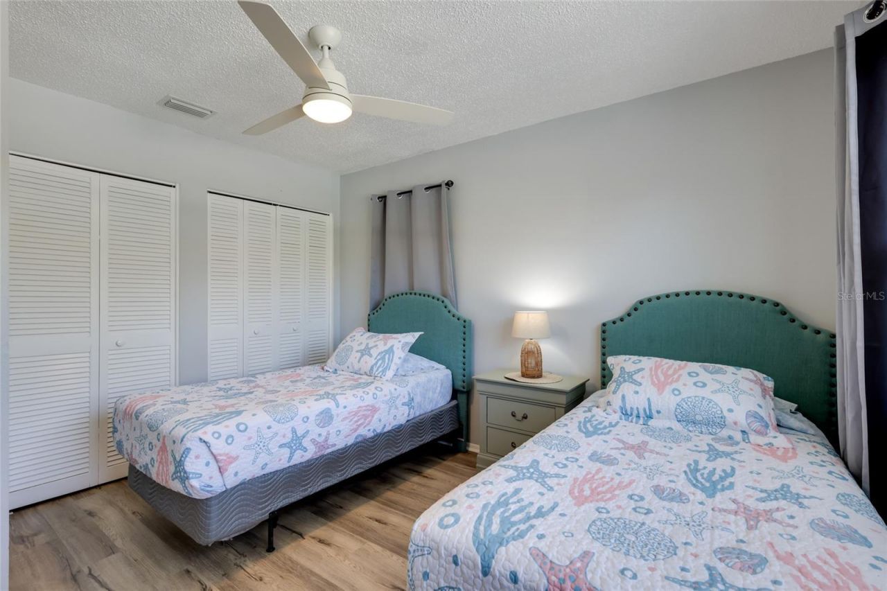 6910 18th Avenue W, Bradenton, FL 34209 Photo