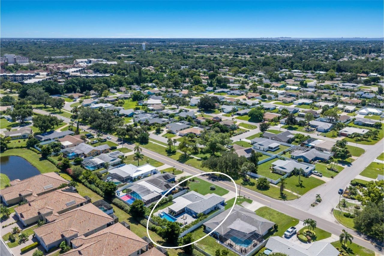6910 18th Avenue W, Bradenton, FL 34209 Photo