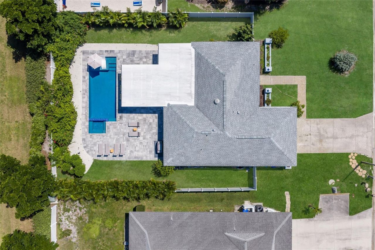 6910 18th Avenue W, Bradenton, FL 34209 Photo