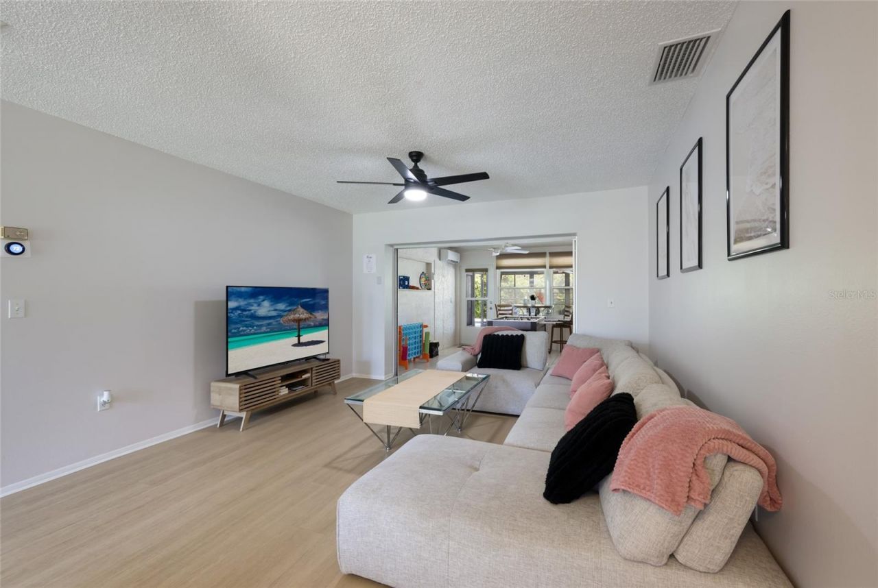 6910 18th Avenue W, Bradenton, FL 34209 Photo