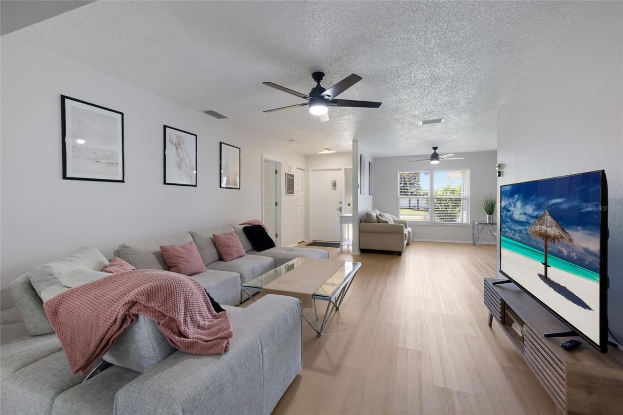 6910 18th Avenue W, Bradenton, FL 34209 Photo