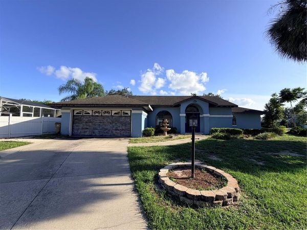 11240 FOUNTAIN LAKE BOULEVARD, LEESBURG, FL 34788