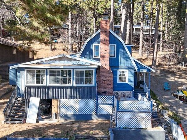 31734 Hilltop, Running Springs, CA 92382