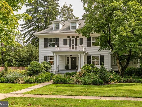 21 MORVEN PLACE, PRINCETON, NJ 08540