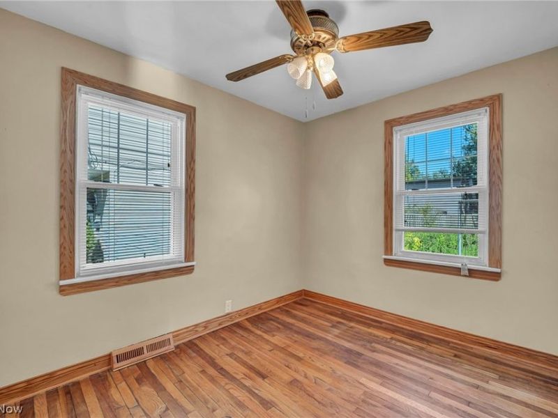 1365 E 348th Street, Eastlake, OH 44095 Photo 11