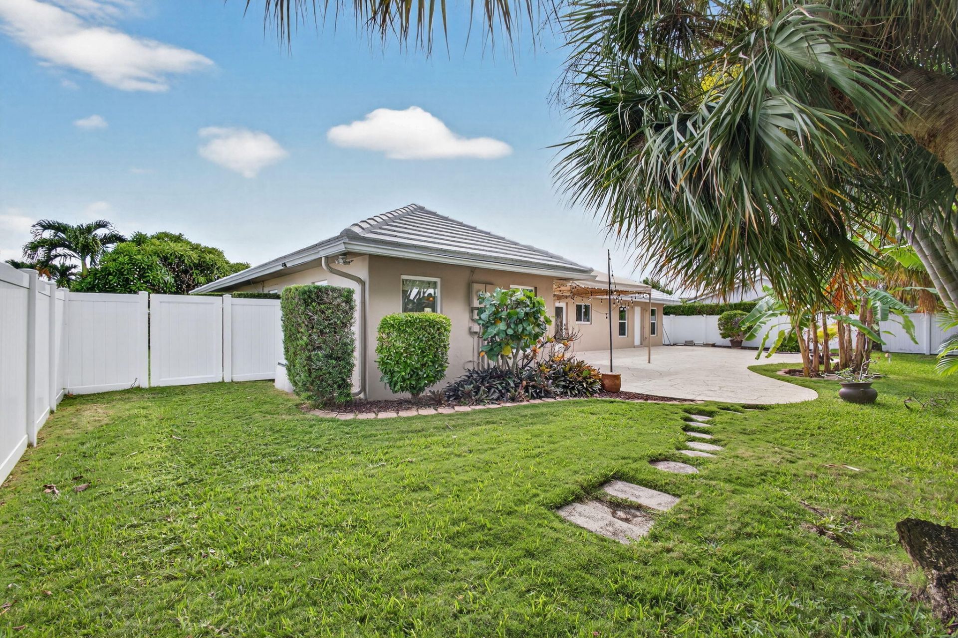 1206 Dolphin Road, Singer Island, FL 33404 Photo