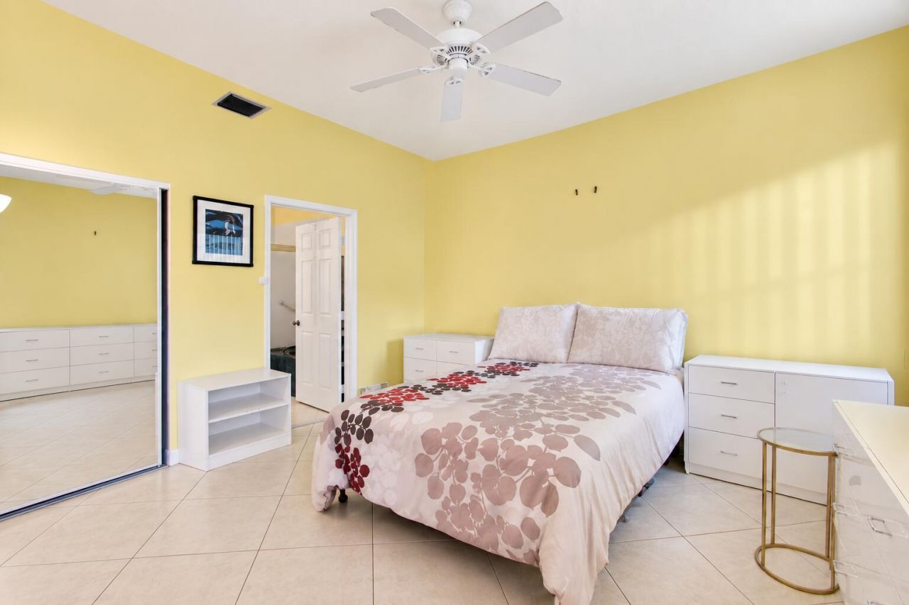 12598 Crystal Pointe Drive, Unit B, Boynton Beach, FL 33437 Photo