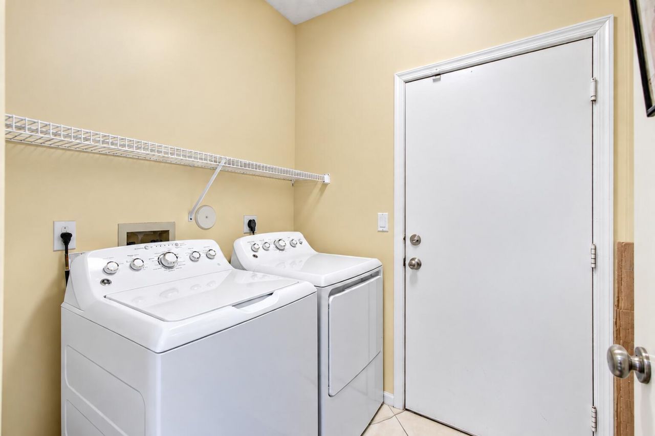 12598 Crystal Pointe Drive, Unit B, Boynton Beach, FL 33437 Photo