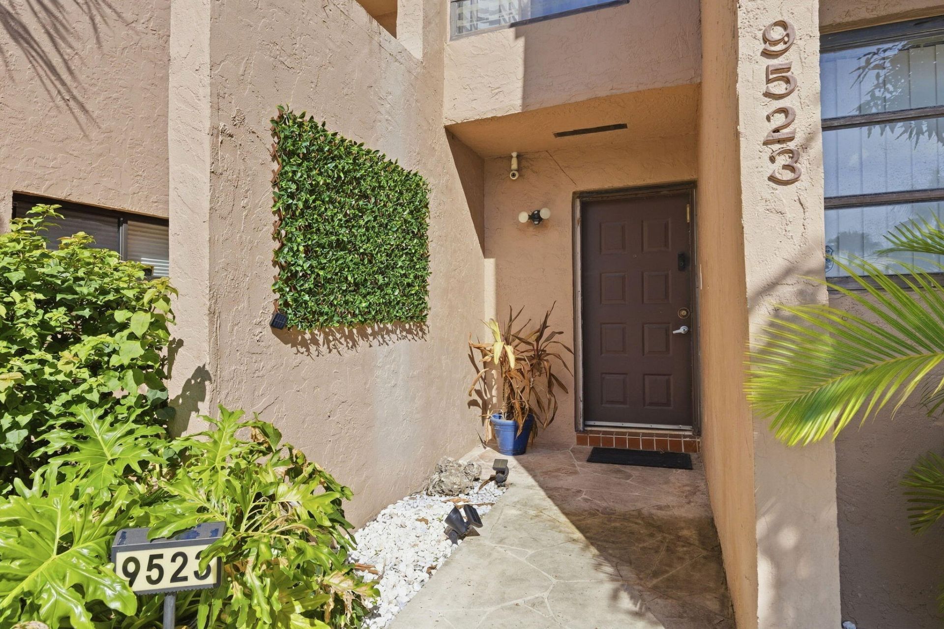 9523 NW 38th Place, Sunrise, FL 33351 Photo