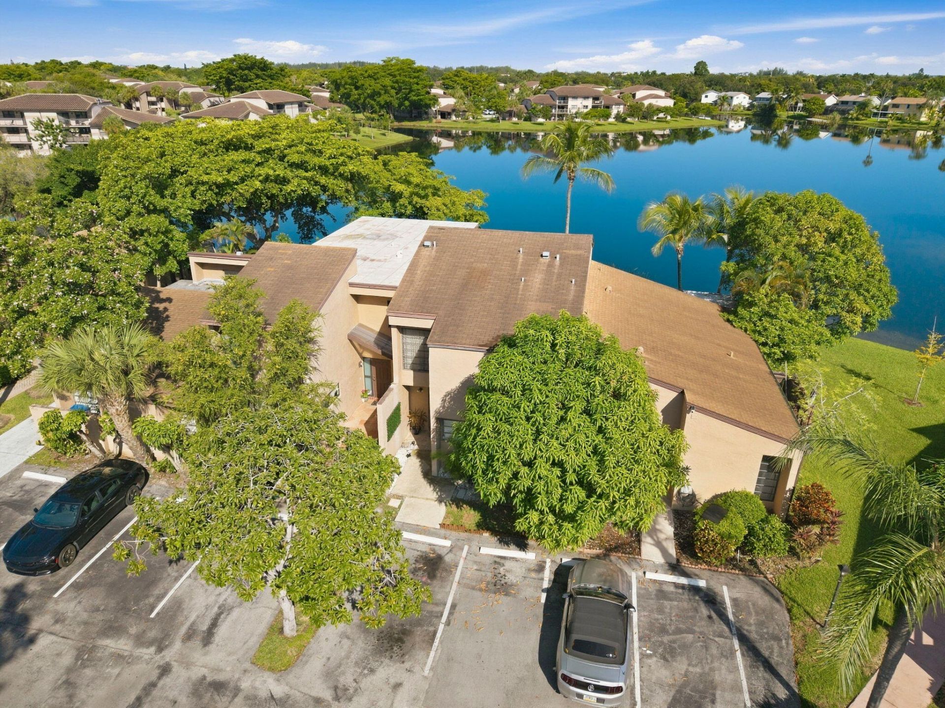 9523 NW 38th Place, Sunrise, FL 33351 Photo