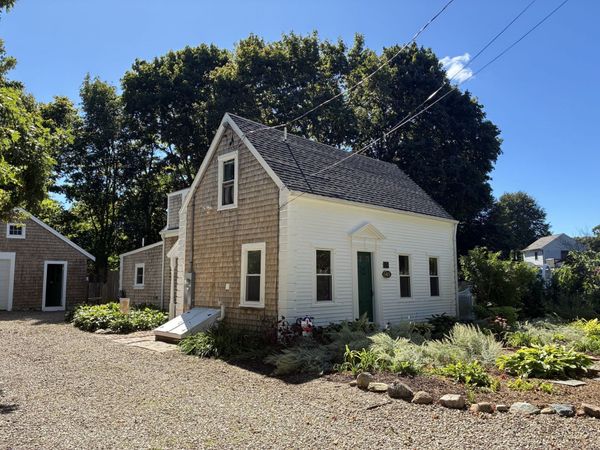 415 Pine St, Yarmouth, MA 02664