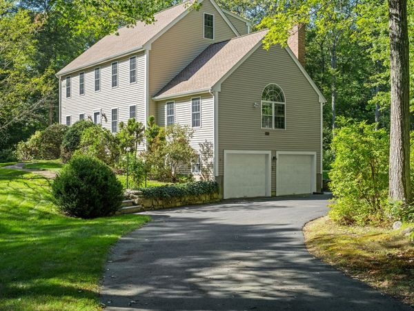 111 Sw Main St, Douglas, MA 01516