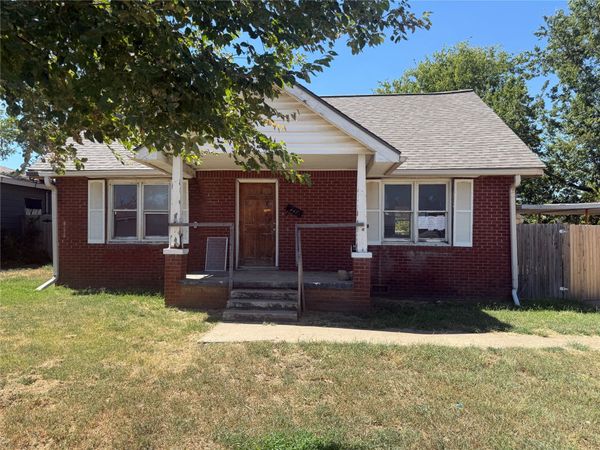 447 NE Elmhurst , Bartlesville, OK 74006