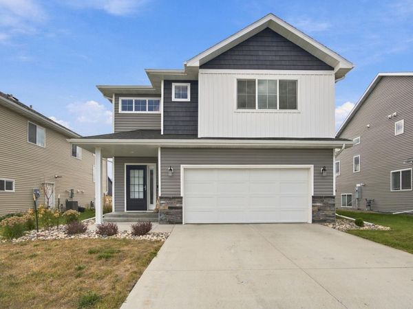 6567 26th Street S, Fargo, ND 58104