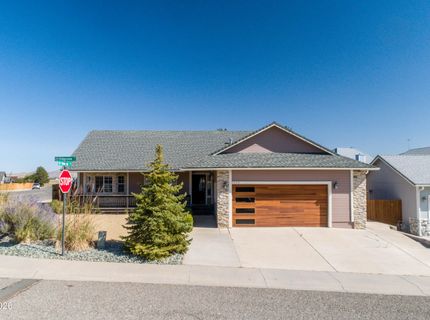 1020 Ridgeview Court, Carson City, NV 89705 Photo