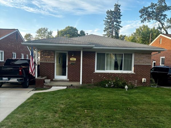 254 Park Drive, Clawson, MI 48017
