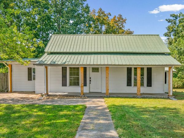 5368 Louise Rd, Cumberland Furnace, TN 37051