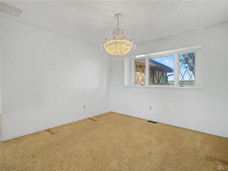 389 Brush Row Road, Xenia, OH 45385 Photo 8