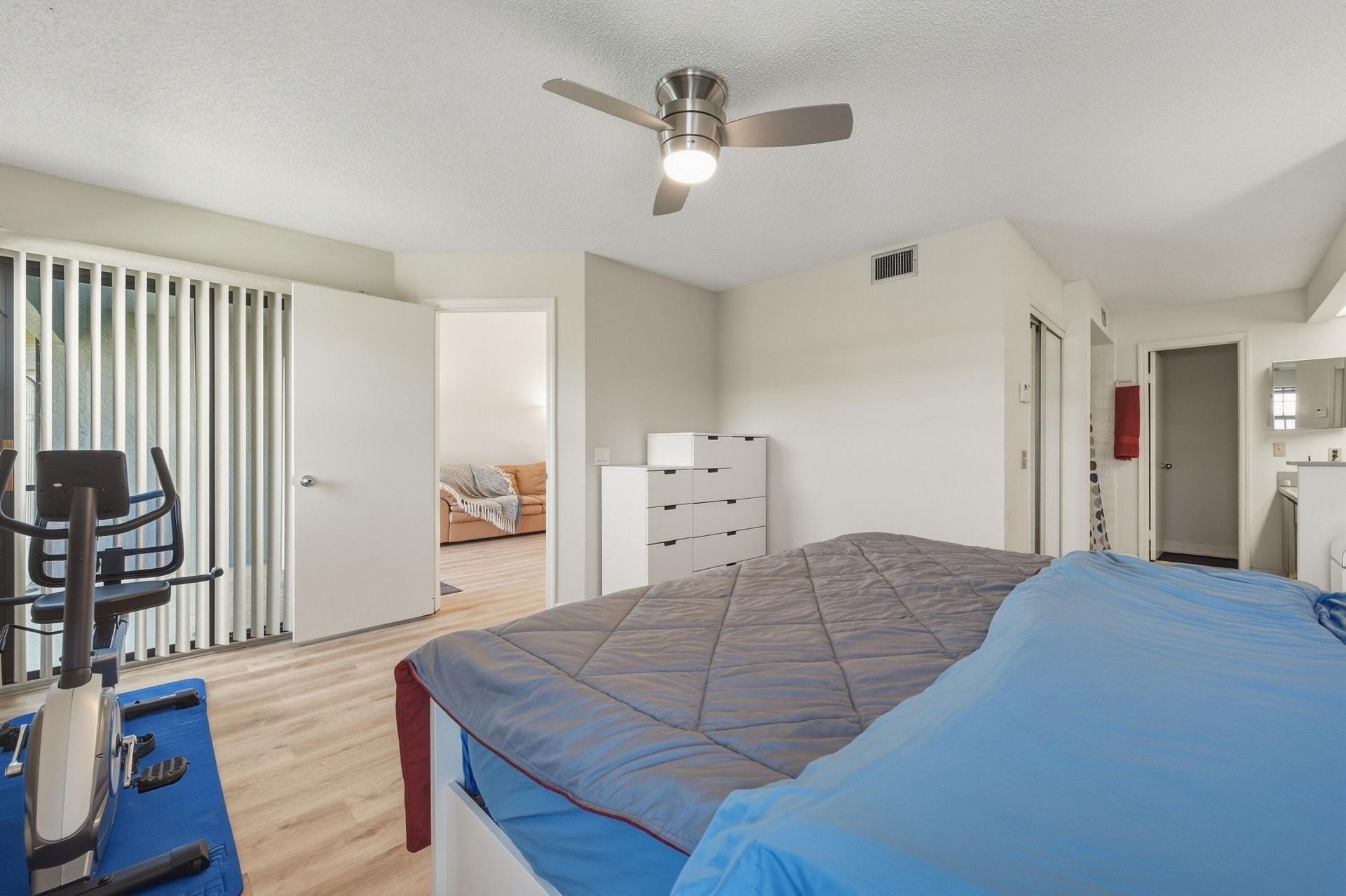 8429 Waterford Circle, Tamarac, FL 33321 Photo