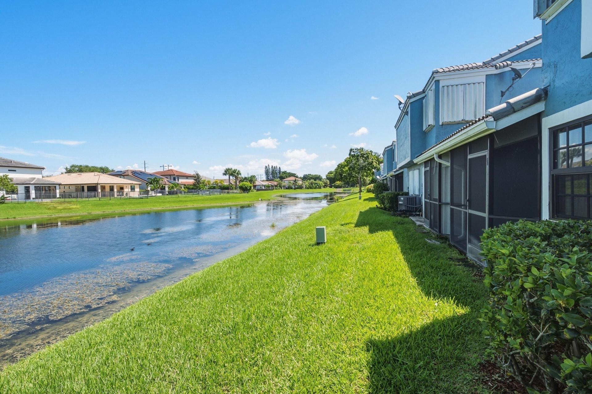 8429 Waterford Circle, Tamarac, FL 33321 Photo