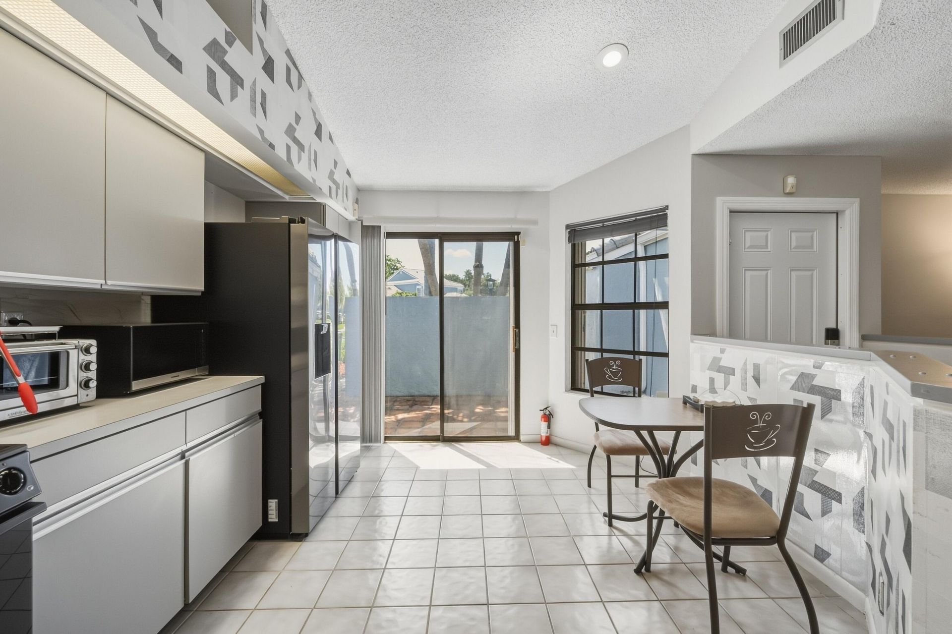 8429 Waterford Circle, Tamarac, FL 33321 Photo