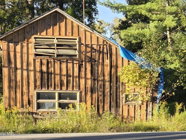 5956 New York 81, Greenville, NY 12083