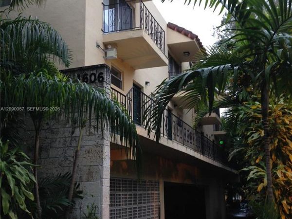 1606 SALZEDO ST , Unit 3, Coral Gables, FL 33134