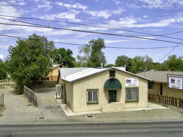 9511 4th Street NW, Albuquerque, NM 87114