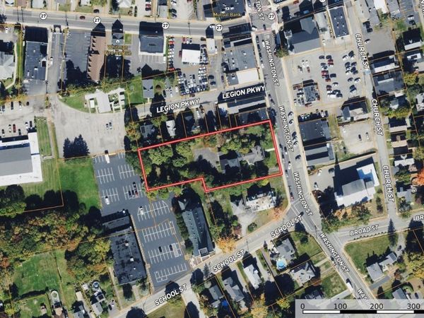 532 Washington St, Whitman, MA 02382