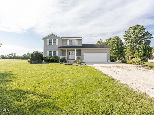11560 W Toussaint East Road, Oak Harbor, OH 43449