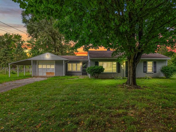 80 Hawley Street, Quincy, MI 49082