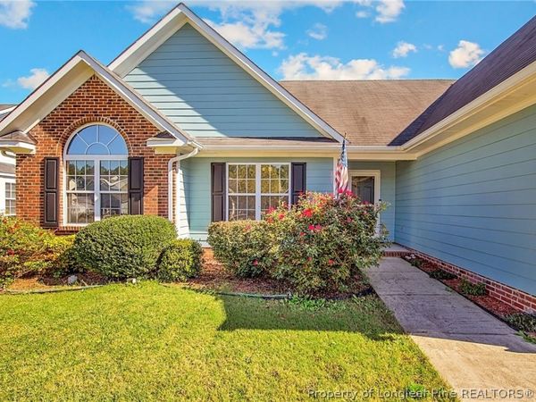 5117 Roy C Stallings Jr Road, Hope Mills, NC 28348